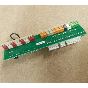  80 - Elektromos csatlakozó panel
