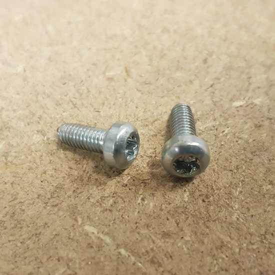  40 - Csavar 4x10 elektródához csavar 4x10 TC S-TT UNI-8112  (10db/csomag)